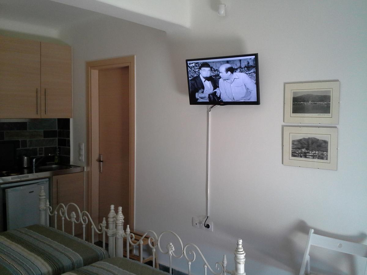 Balkonikarystos Apartment Exterior photo