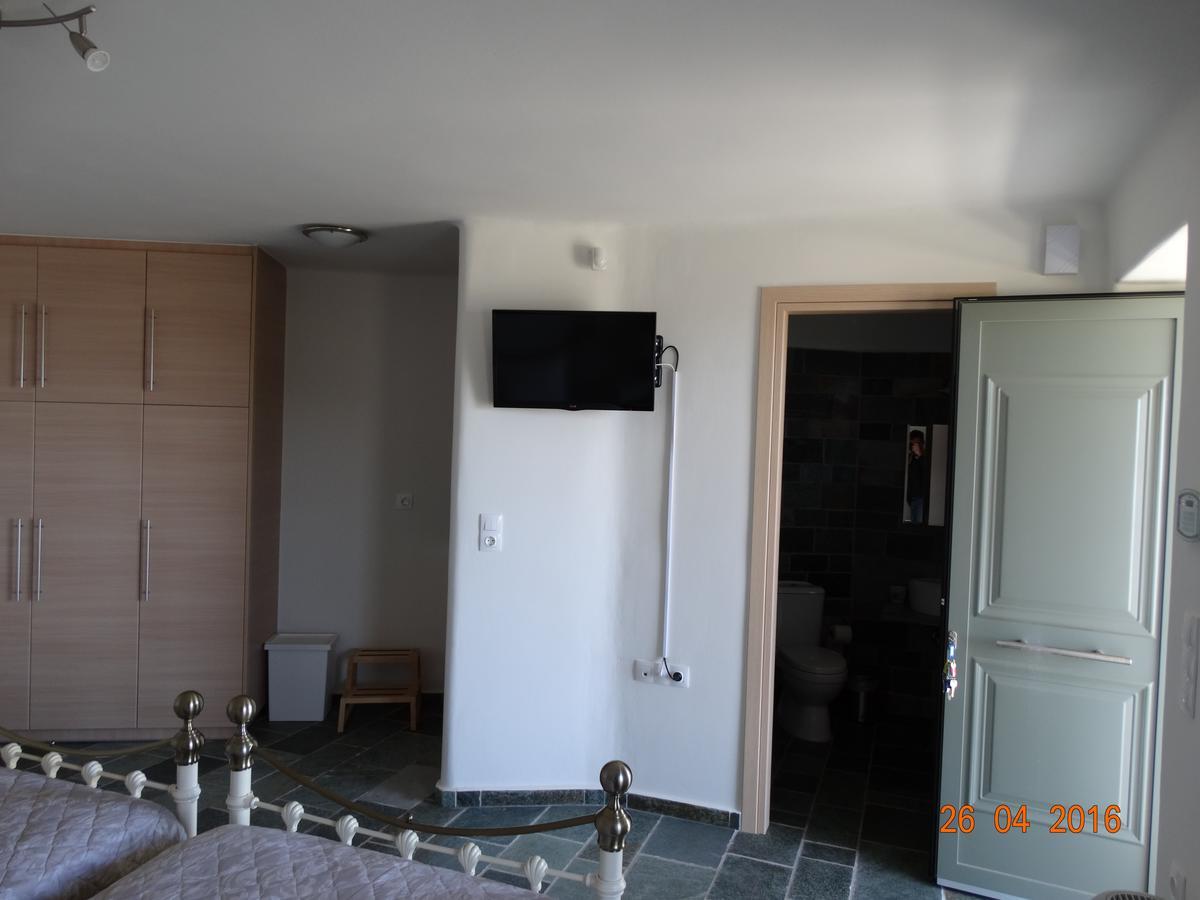 Balkonikarystos Apartment Exterior photo